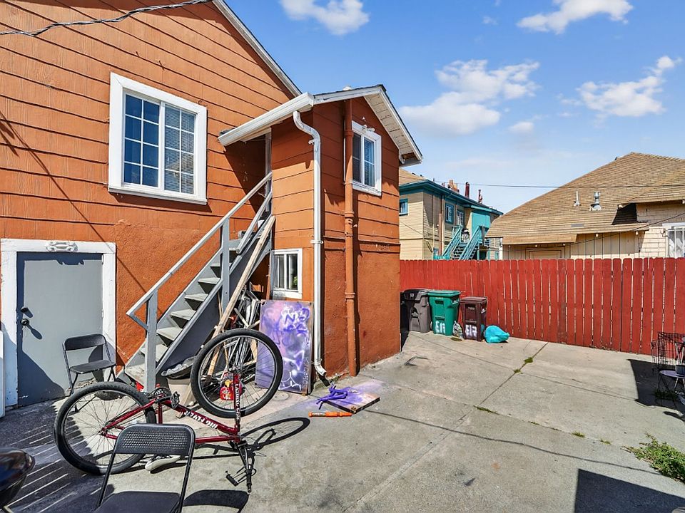 1st image of 4114 E 17th St #19219362