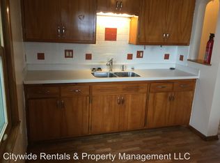 5827 N 71st St, Milwaukee, WI 53218