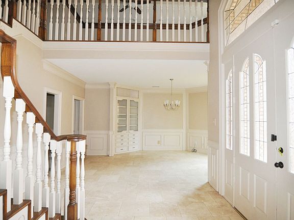 5th image of 1095 Harbor Haven St