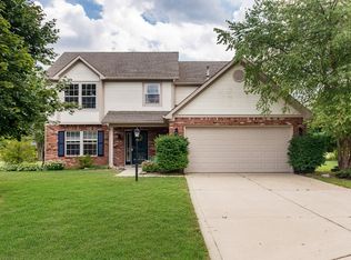 31 W Woodsage Ct, Westfield, IN 46074