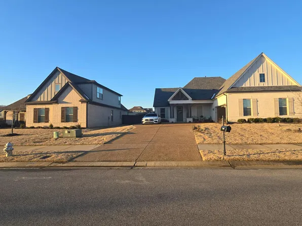 5065 Kensington Creek Dr, Southaven, MS 38672