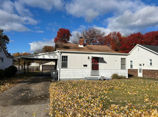 3100 Ravenswood Dr, Evansville, IN 47714