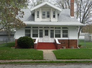 1428 W High St, Davenport, IA 52804