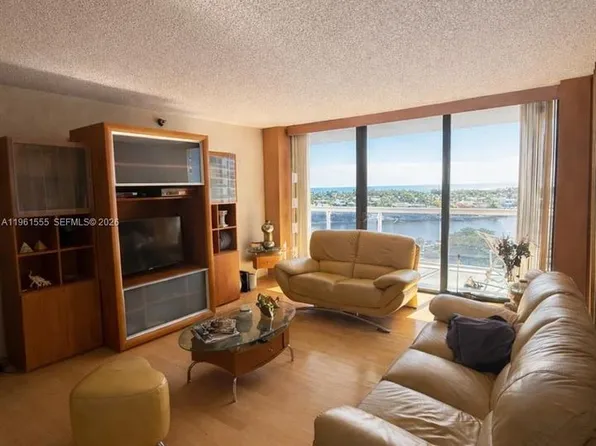 20505 E Country Club Dr APT 1037, Aventura, FL 33180