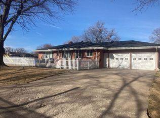 300 N 5th St, Elgin, NE 68636
