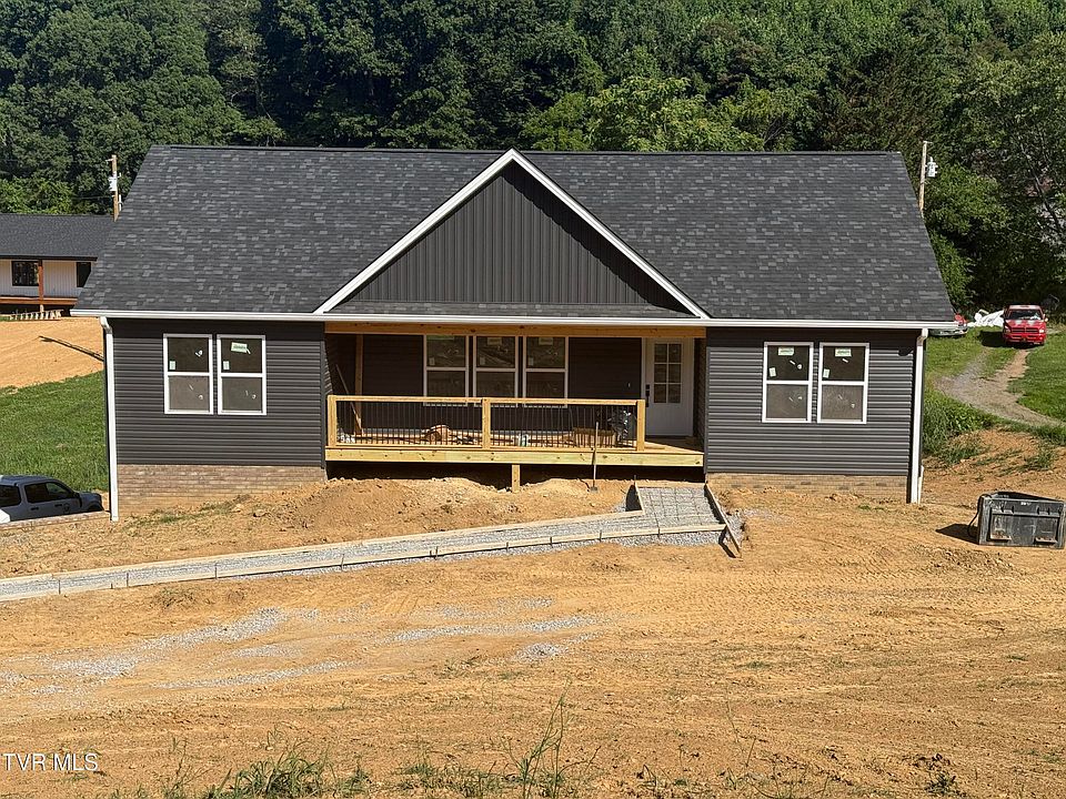 1st image of 138 Baskett Rd