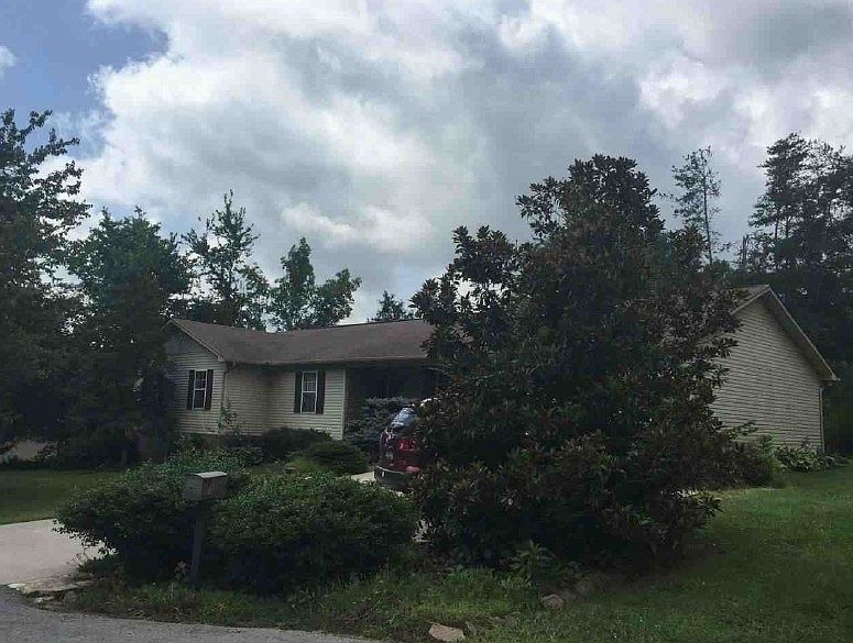 1st image of 117 Russell Ln