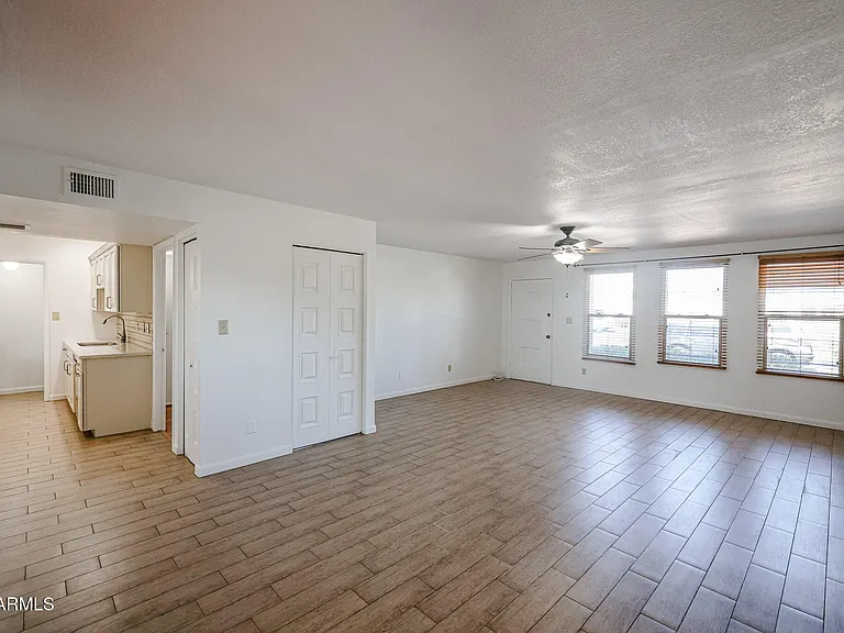 8333 E Orange Blossom Ln — Photo 36
