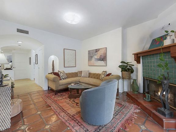 5th image of 1414 N Harper Ave #3A