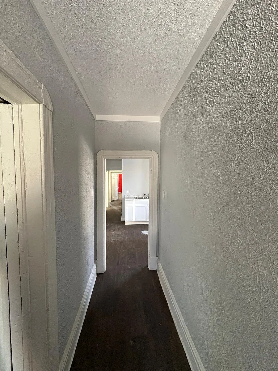 Photo 2 of 10 - 5846 Page Blvd #A - Saint Louis, MO Building Photo - 5846 Page Blvd #A