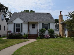 3749 Noble Ave N, Robbinsdale, MN 55422