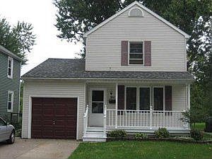 2nd image of 211 Hagen Ave