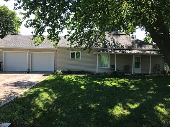 2nd image of 3370 Muncie Ave