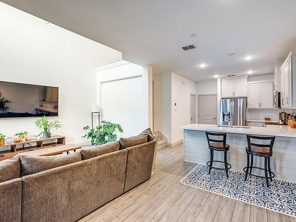 4th image of 2609 High Cotton Ln
