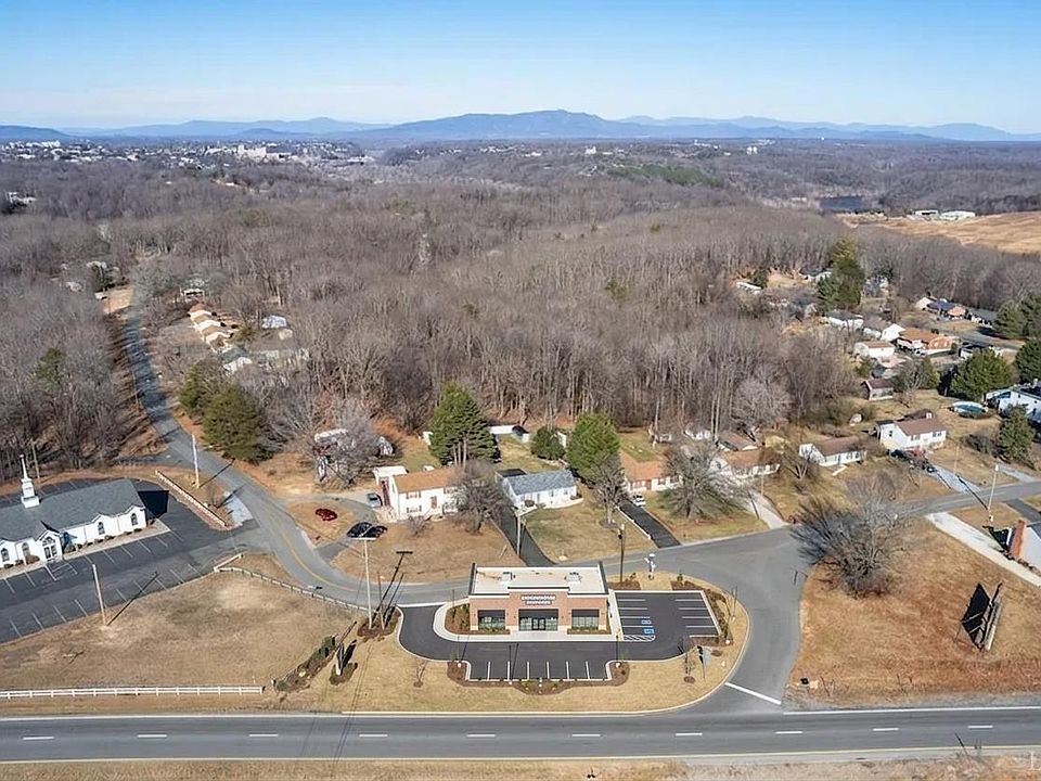 1st image of 286 Rockwell Rd