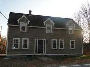47 Elm St, Farmington, NH 03835