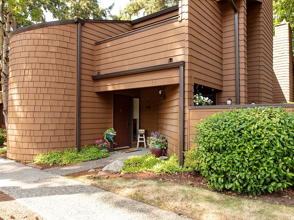 1st image of 11416 116th Ave NE #72