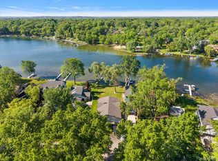 6930 Colony Dr, West Bloomfield, MI 48323