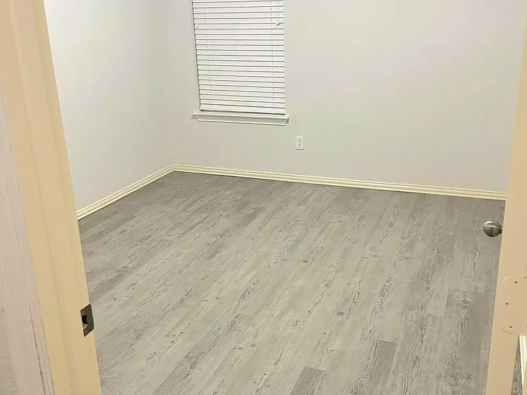 1521 Stanford Dr — Photo 14