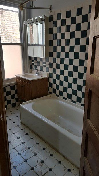 2nd image of 3217 N Stillman St