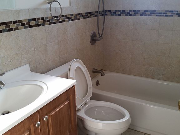 5th image of 9106 Edward Dr