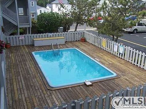 2nd image of 202-12 Hamilton Ave #C19