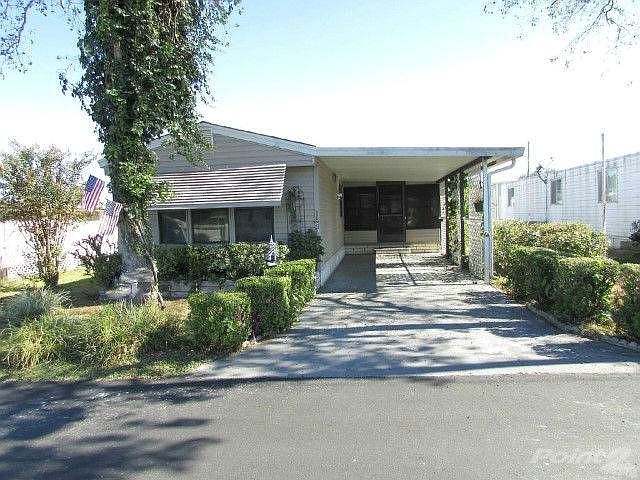 1st image of 11210 Bluebird Dr