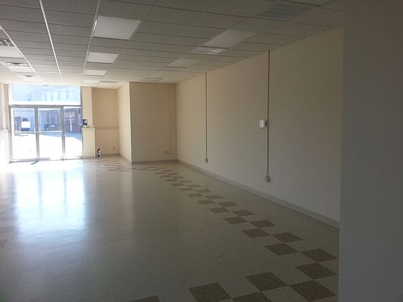 4th image of 19 N Franklin St