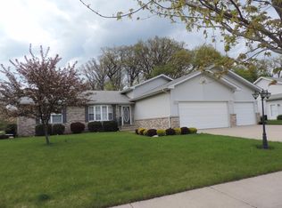 7420 Cedar Creek Cir, Portage, IN 46368