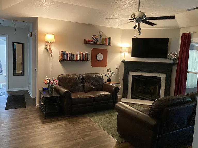2254 Birchwood Dr — Photo 3