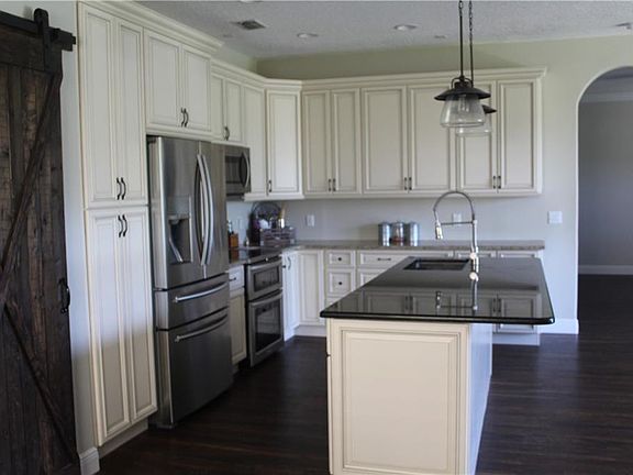 5th image of 2861 Balforn Tower Way