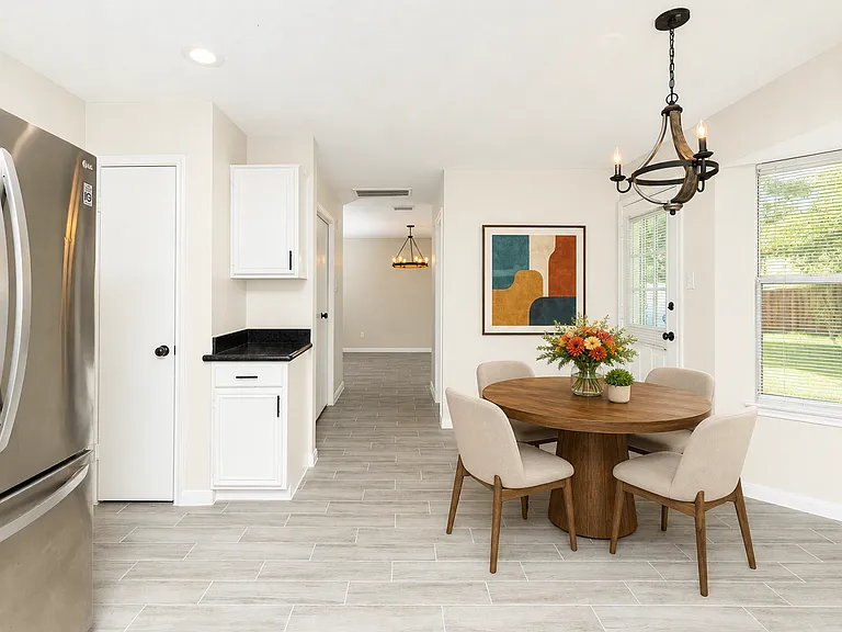 9210 Towne Terrace Dr — Photo 12