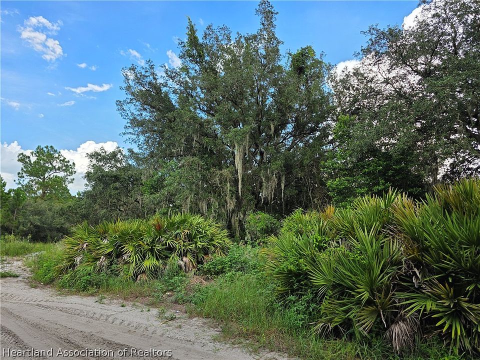 2nd image of 2379 W Perry Rd