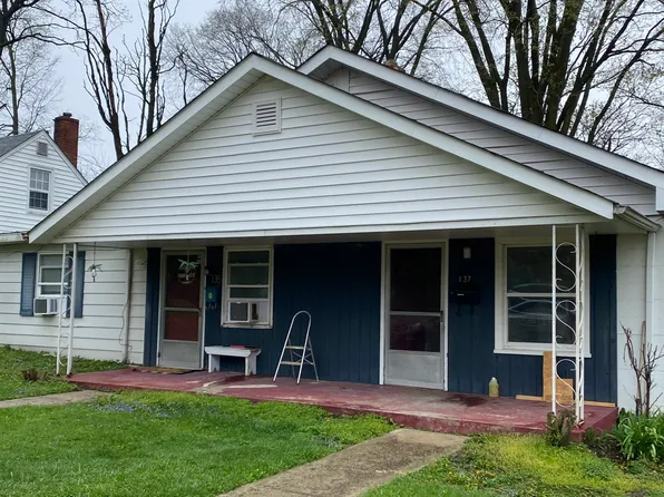 135 & 137 Bosstick Ave, Danville, IN 46122