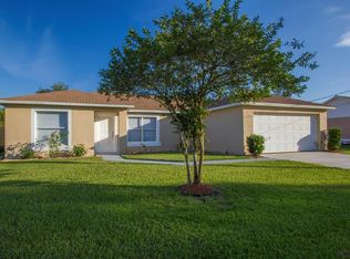 4 Radford Ln, Palm Coast, FL 32164