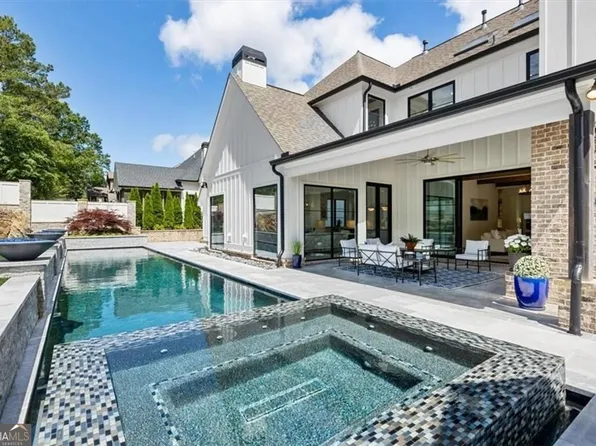 212 Brooke Dr, Alpharetta, GA 30009