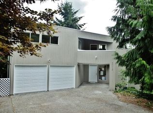 20112 30th Ave NE, Lake Forest Park, WA 98155