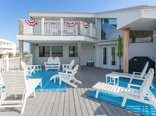 916 Ariola Dr, Pensacola Beach, FL 32561