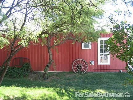 barn/shop 1080 sq. ft.