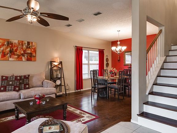 3rd image of 2112 Dartmouth Ave