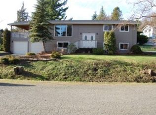 2394 Heights Dr, Ferndale, WA 98248