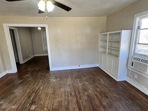 4th image of 425 3rd St