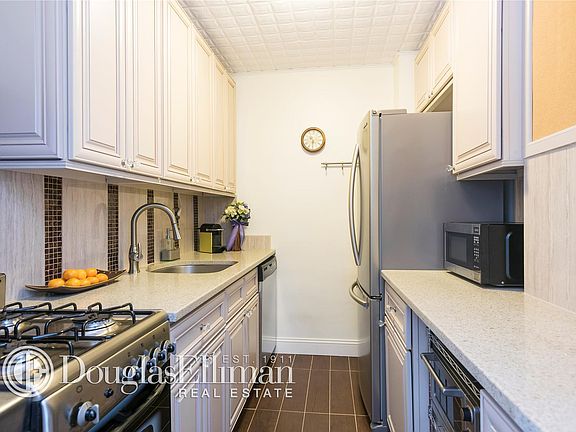 2nd image of 363 E 76th St APT 19K