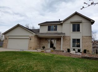 8652 Sunsetcove Dr, Clarkston, MI 48348