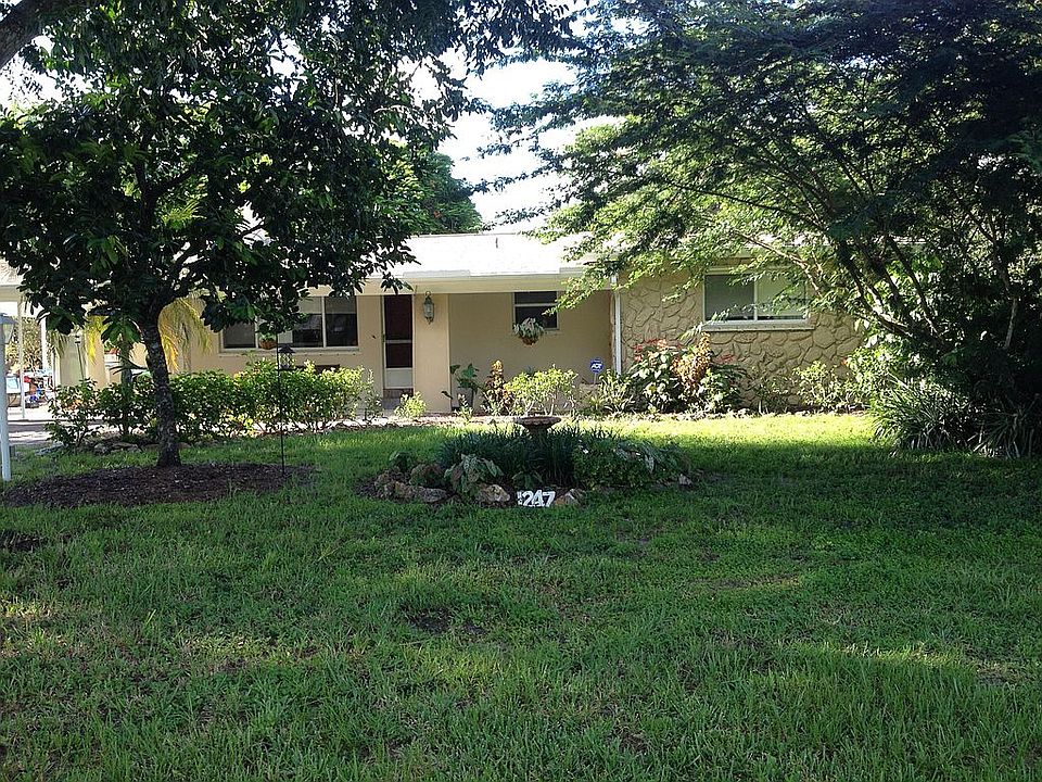 3/2 main home and 1 bedroom.