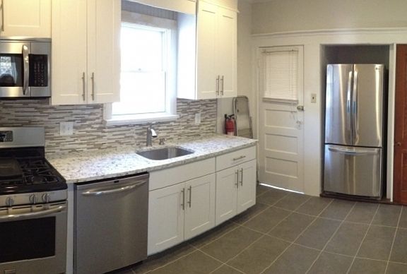 2nd image of 60 Union Ave #2