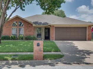 7733 Partridge Dr, Watauga, TX 76148