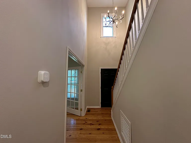 1612 Farmington Grove Dr — Photo 4