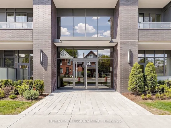 415 Main St W #411, Hamilton, ON L8P 1K5