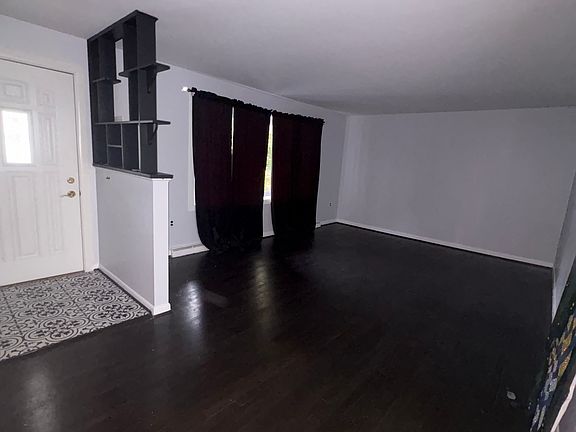 4th image of 6003 Joyce Dr